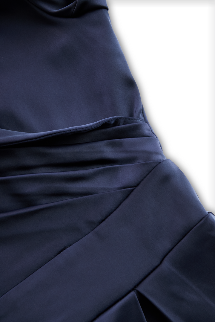 DHARMAY ELEGANT LONG-SLEEVE MIDI DRESS