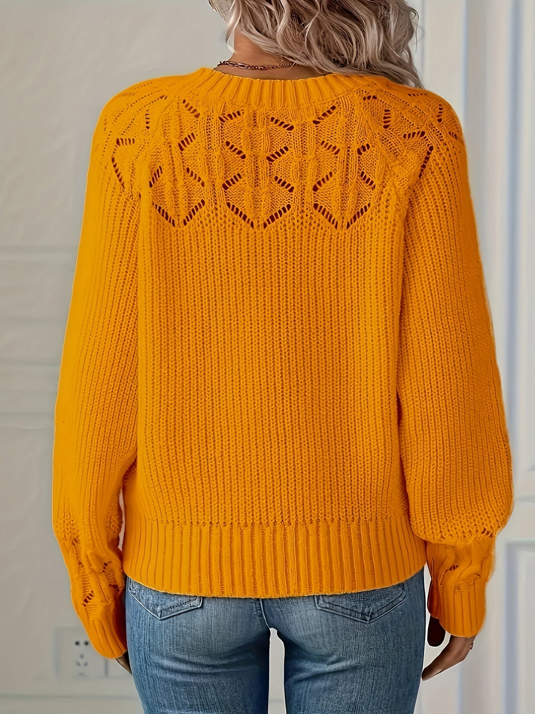 NASIA ELEGANT LONG-SLEEVE SWEATER