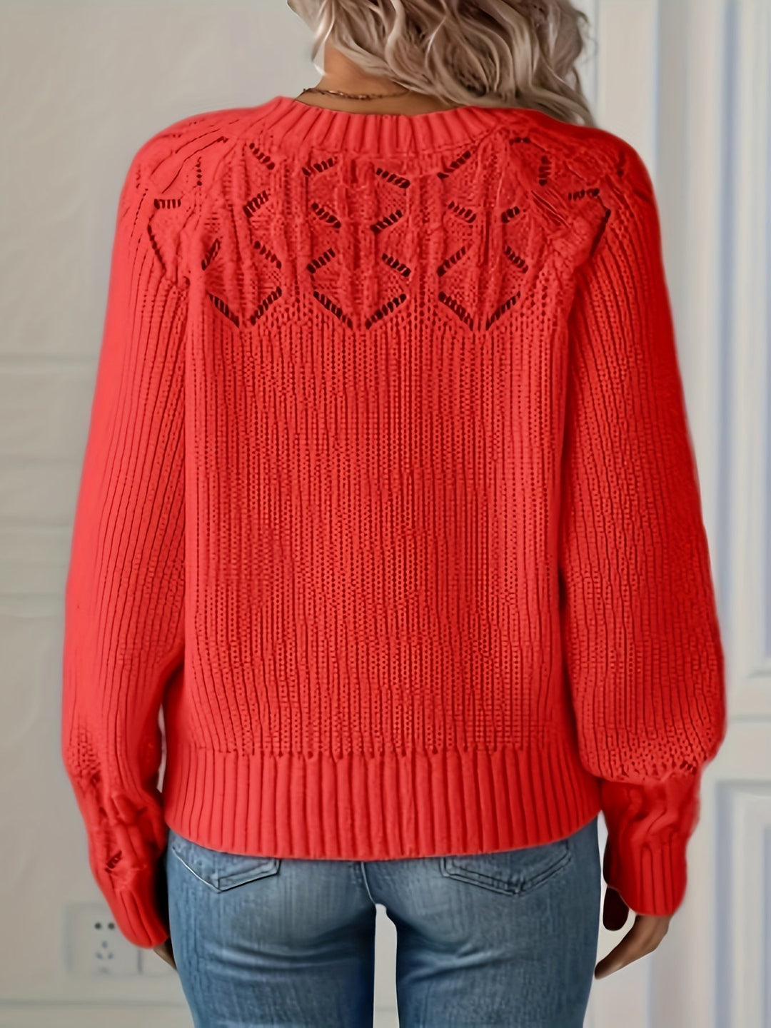 NASIA ELEGANT LONG-SLEEVE SWEATER