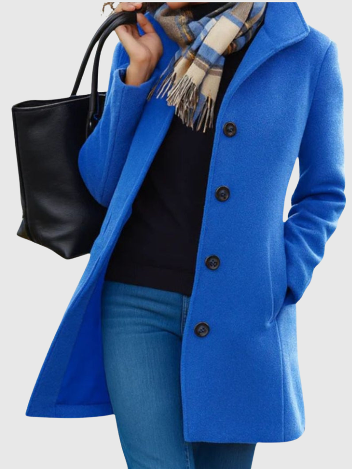VIVIENNE FLATTERING COAT