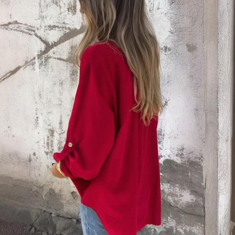 Vrouwenblouse in relaxed model met opgestroopte mouwen