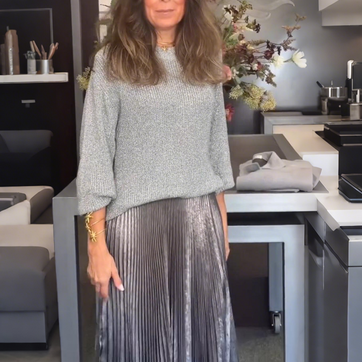 Elegante Gebreide Trui & Metallic Plooirrok Set